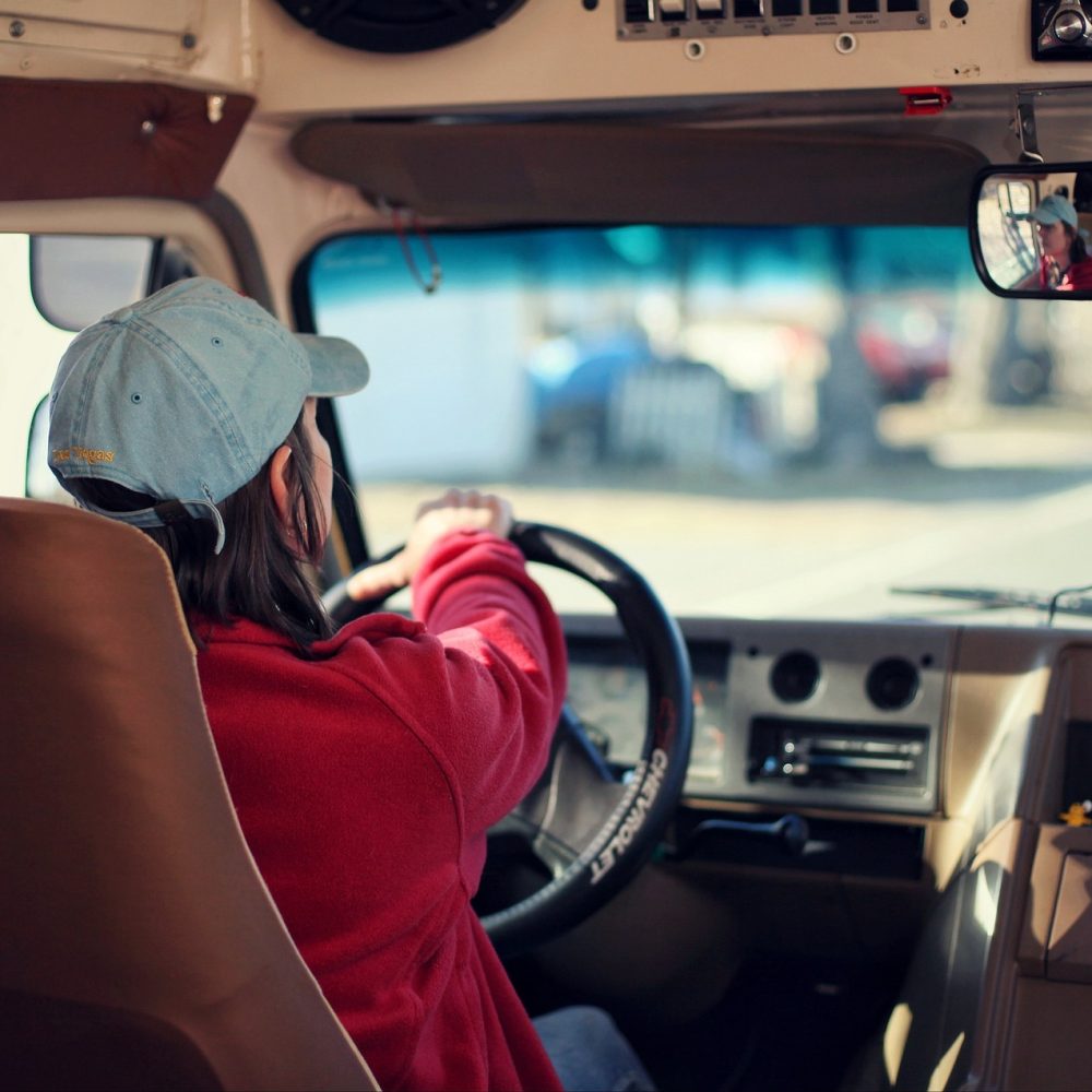 driver-3092580_1920